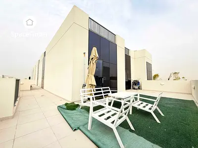 3bedroom + Maid | Spacious layout | Negotiable