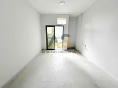 SPLIT AC / NEW FLAT / GET SPACIOUS 1BHK WITH BALCONY FOR ALL NATIONALTIES