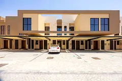 Hot! VACANT | Single row | Premium Location