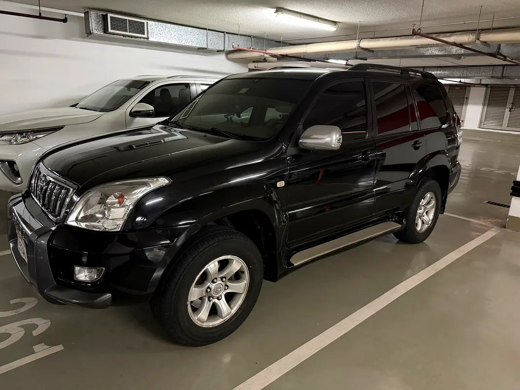 Toyota Prado 2007 — photo 1 of 17
