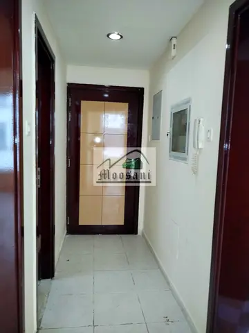 JASMINE TOWERS : RENTAL INVESTMENT 1 BEDROOM HALL CLOSED KITCHEN FOR SALE