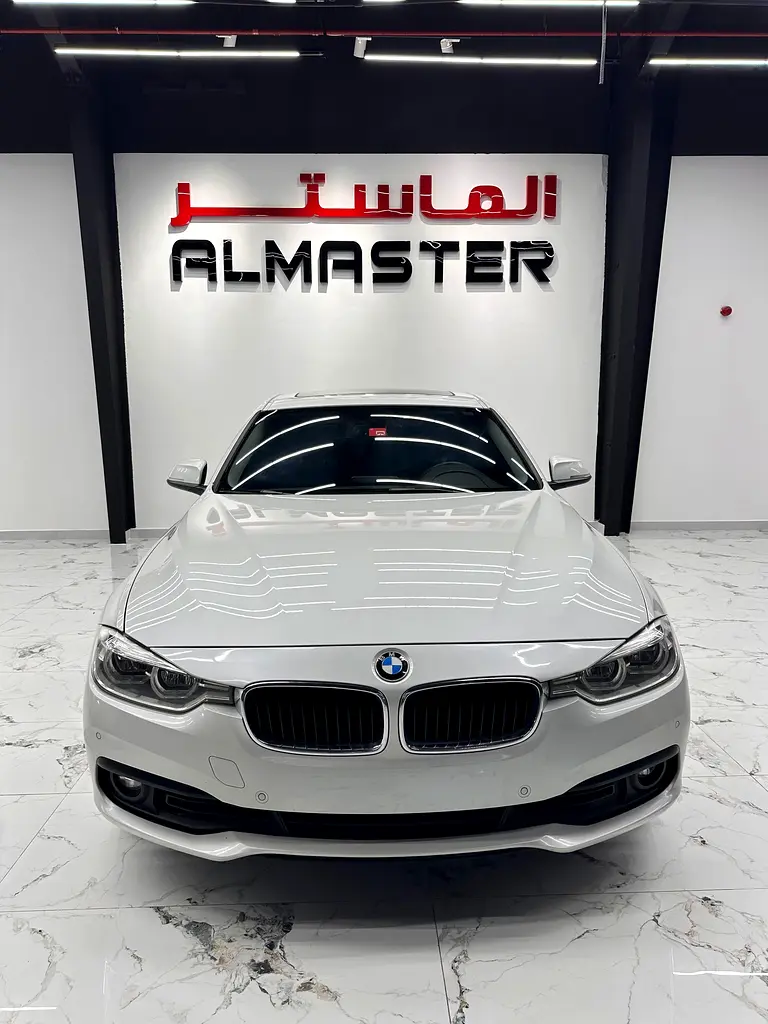 BMW 3-Series 2018 — photo 1 of 9