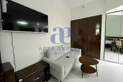 FULLY FURNISHED STUDIO | SPACIOUS LAYOUT | COMMUNITY VIEW