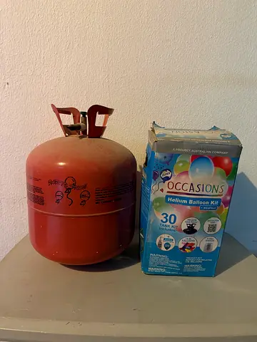 Two portable gas cylinder (helium balloon kit) - barely used