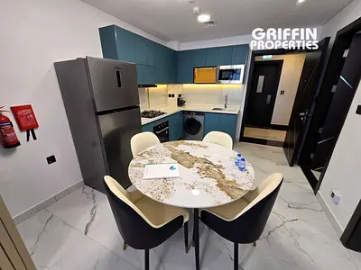 1BR Upgraded Private Pool | High Floor | Ready ROI