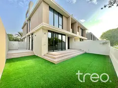 Pool &amp; Park View | Vacant Soon | 3 Bed