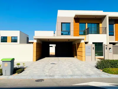 Brand New 3 Bedrooms Townhouse for Annual Rent in Ajman – Al Azha Community