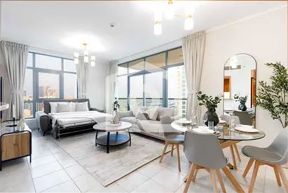 Bright Furnished Apartment with City Views – The Links East Tower