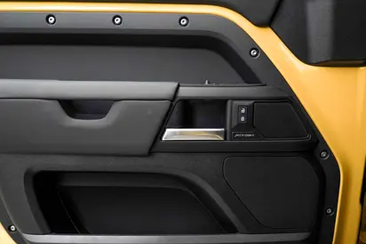 2026 LAND Rover DEFENDER 缩略图 17