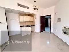 Affordable price - studio apartment - family building - close to school zone
