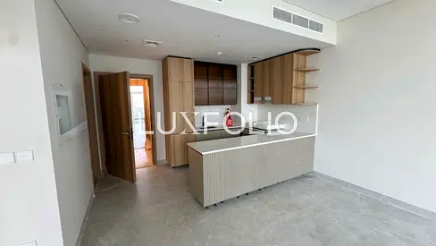 Top Floor | Large Layout | Golf Course View