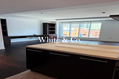 Large Layout | 1 Bedroom | Unfurnished