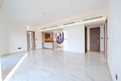 Mid Floor | Pool view | Multiple Cheques