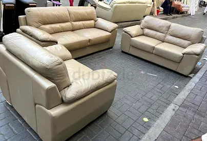 Beige Leather 3-Piece Sofa Set – Good Condition