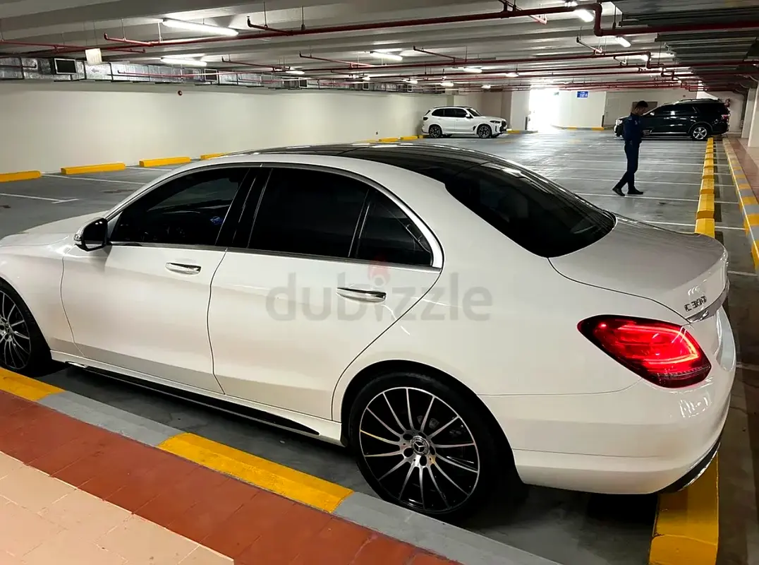 Mercedes-Benz C-Class 2020 — photo 1 of 8