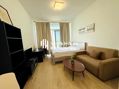 Fully Furnished Studio | Luxurious Living| Upgraded Unit | Premium Building