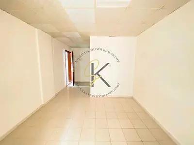 Lavish studio available in muwaliah with balcony full of family building for contact Babar