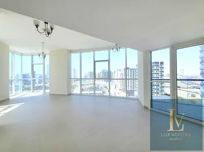 AC Inclusive | 12 Cheques | Kitchen Equipped