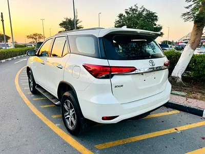 2019 Toyota FORTUNER — фото 10