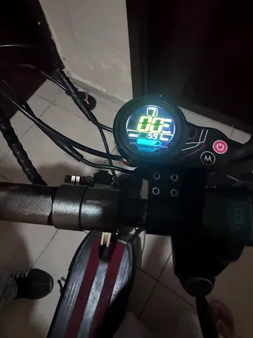 Electric scooter (used) with digital display - working condition
