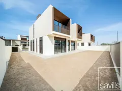 Corner Villa | Single Row | Park view