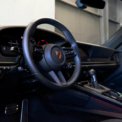 2025 Porsche 911 — миниатюра 10