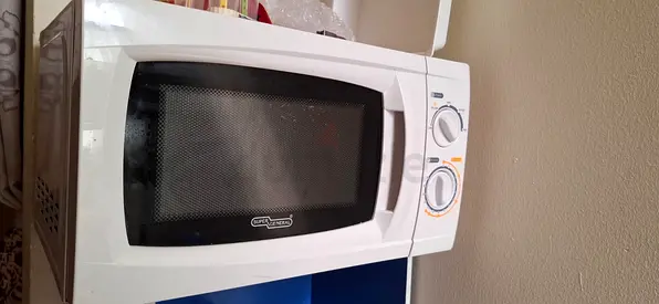 Compact White Microwave Oven - Good Working Condition