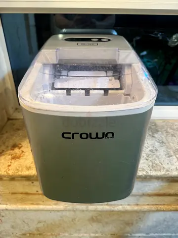 Portable Crown Ice Maker - Compact Countertop Ice Machine