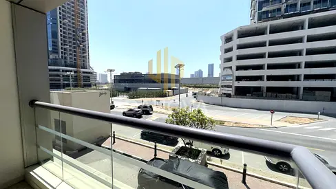1-BR Huge Layout | Laundry | Dressing Room | Balcony