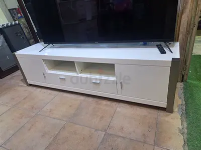 Tv table