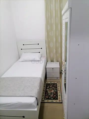 Partition for a female