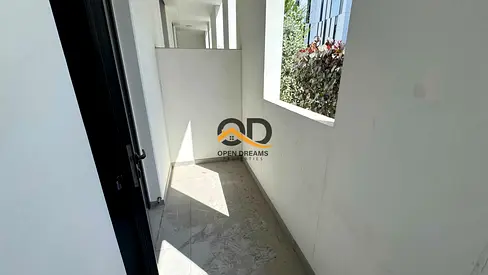 Luxury specious studio apartment in aljada
