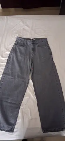 Baggy grey denim jeans - size M, gently used