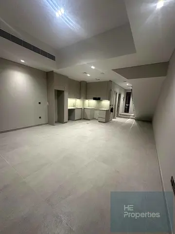 LARGE LAYOUT | PRIME TOWNHOUSE | READY TO MOVE