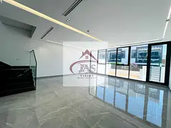 5 bed +Maids | 3600 sq. ft | Next to Park