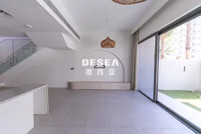 Burj Khalifa View | Vacant | Unfurnished