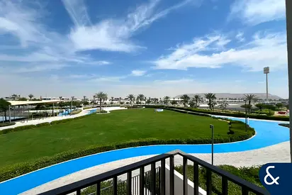 Fantastic Location | Park Backing | 4 Bed