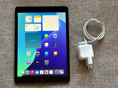Apple iPad 7th generation 128 GB