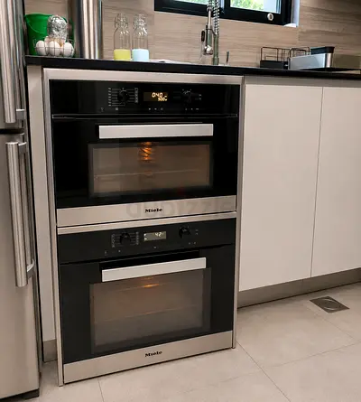 Miele Built-In Oven  Microwave Set