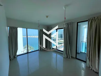 Stunning Waterfront Views | 3 BHK Duplex Apartment + Laundry Room | Prime Location