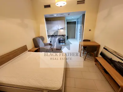 FREE CHILLER // VACANT // FURNISHED STUDIO // BALCONY