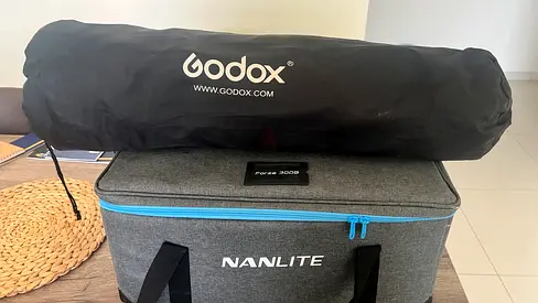 Nanlite Forza 300 b Studio Light with Carry Bags - Great Condition