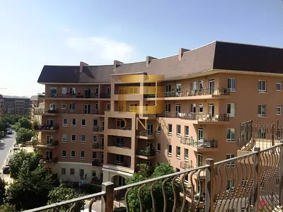 Upgraded Kitchen High Floor Roundabout Facing