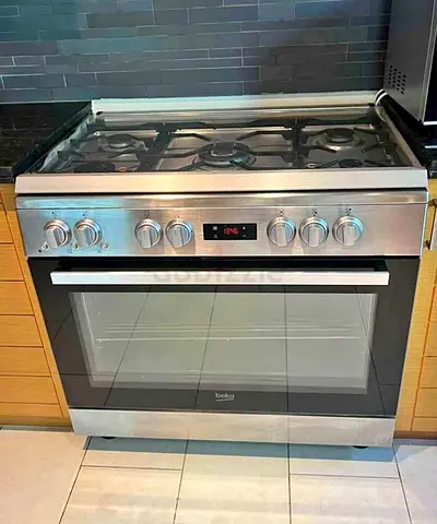 Beko Gas Cooker 90cm With Fan Latest Version Barely Use Same As New