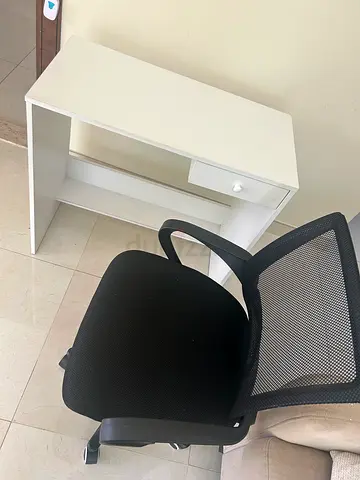 Work (office) desk and chair