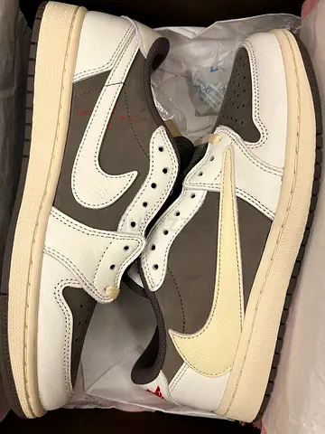 Travis Reverse Mocha US 11