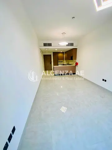 2 Beds + Maid's Room | Unfurnished | Vacant