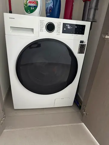 Front Load Washing + Drying Samsung Machine - very Good Condition
