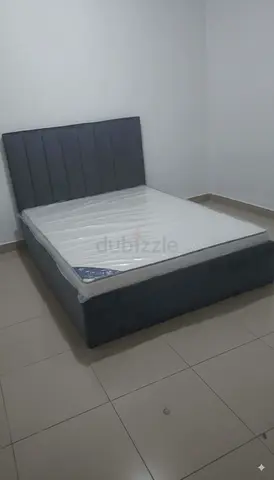 Modern Gray Upholstered queen size 150x190cm Bed with Mattress