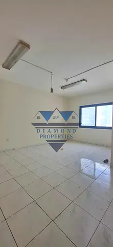 Very spacious close hall 1bhk cantral AC available good location in Al Qasimia just 29kk